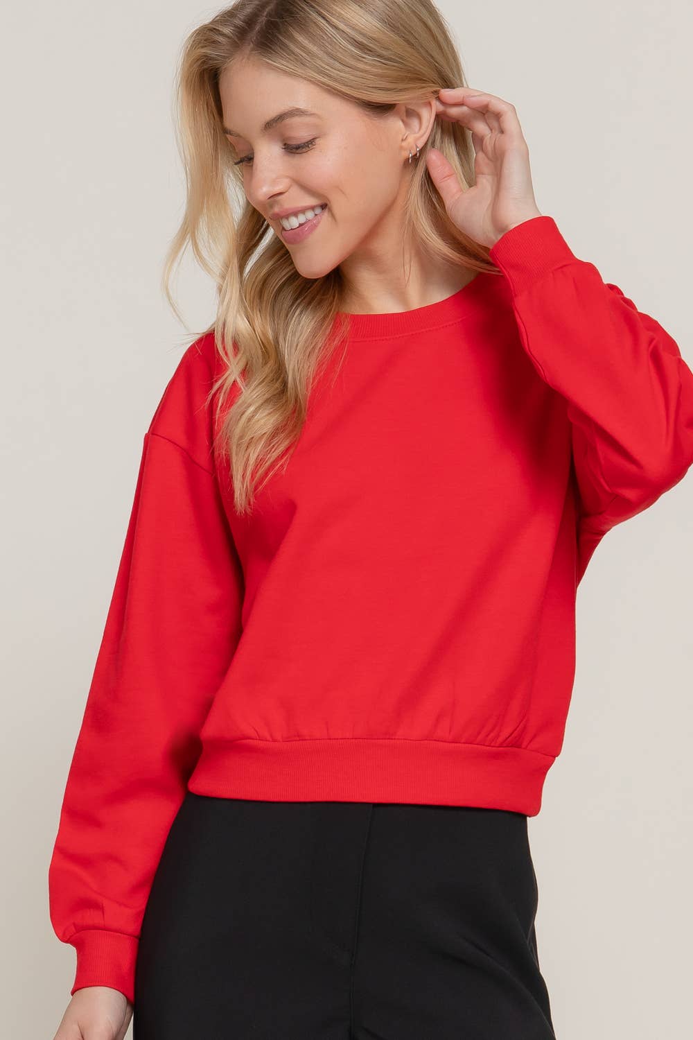 Long Sleeve Round Neck Crop SweatShirt