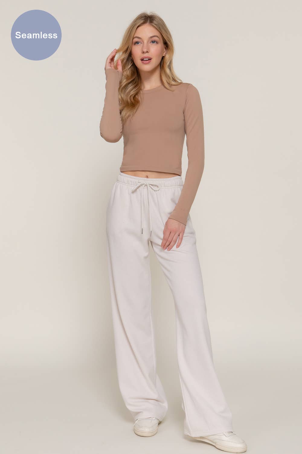 Long Sleeve Crew Neck Inner Seamless Crop Top