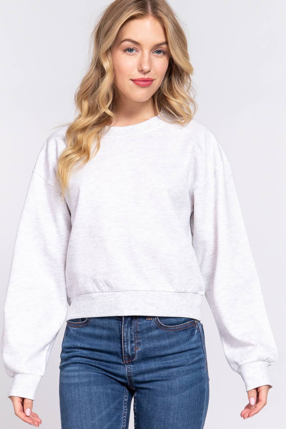 Long Sleeve Round Neck Crop SweatShirt