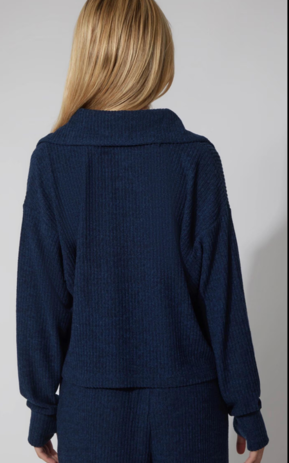 Womens rib knit half zip mock neck pull over